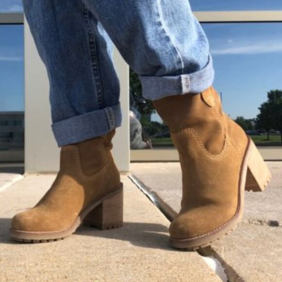 NEW DIBA TRUE Suede Chloe Mae Mid Shaft Boots in camel for women 825 4m2 - Picture 1 of 8